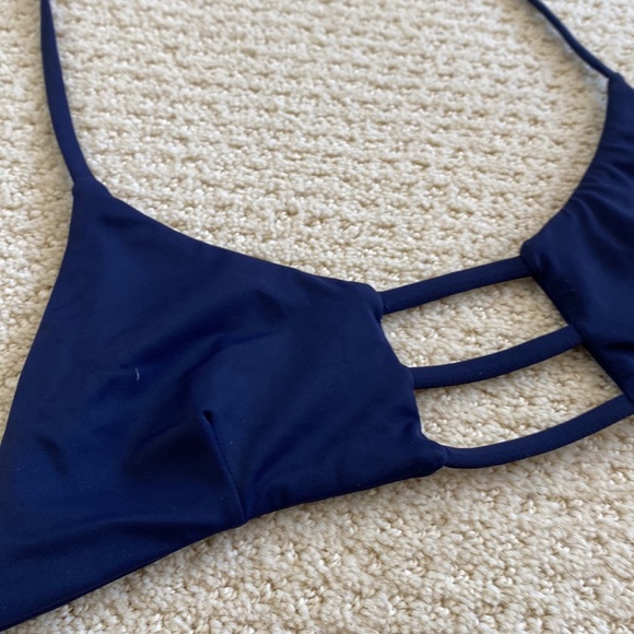Frankies Bikinis Navy Cutout Top - Picture 2 of 2